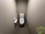 トイレ　温水洗浄便座付きのトイレは、使用しやすくうれしいですね。