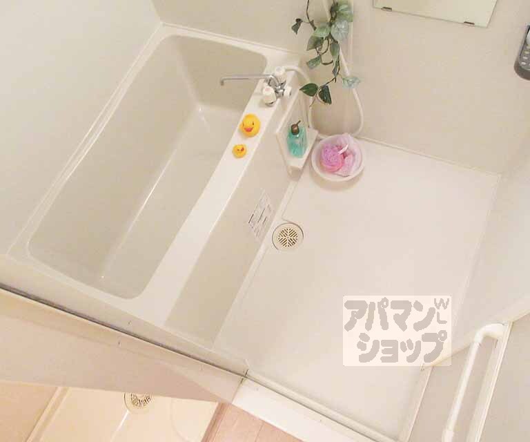 バス・シャワールーム　ゆったり広々