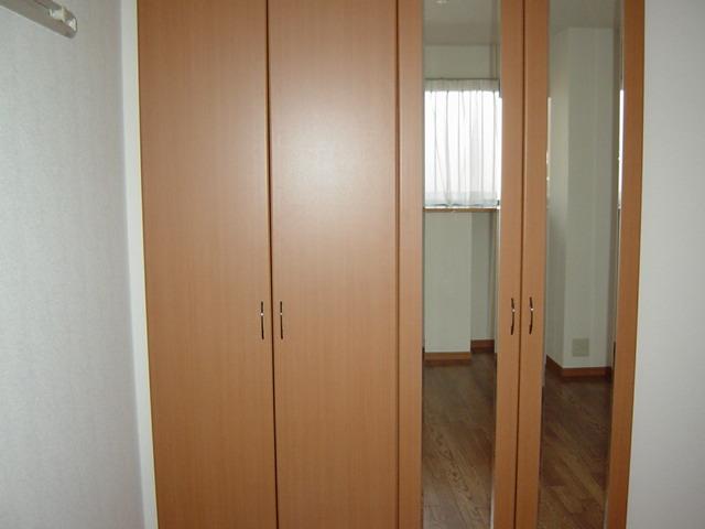 収納　クローゼット