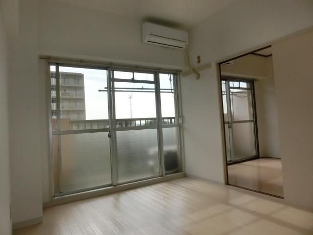 居室・リビング　鉄筋コンクリート造マンション