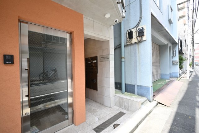 エントランス　建物の内部です