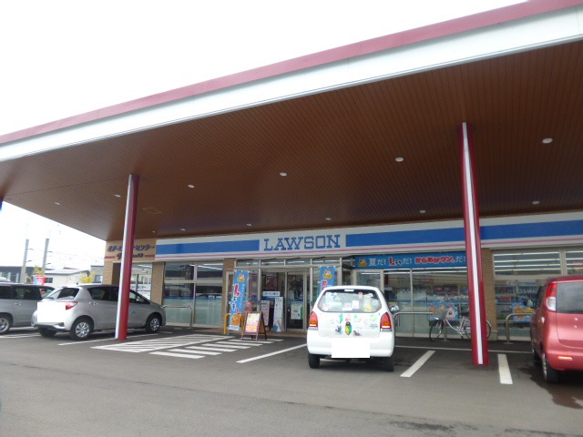 コンビニ　ローソン弘前堅田二丁目店（コンビニ）まで606m