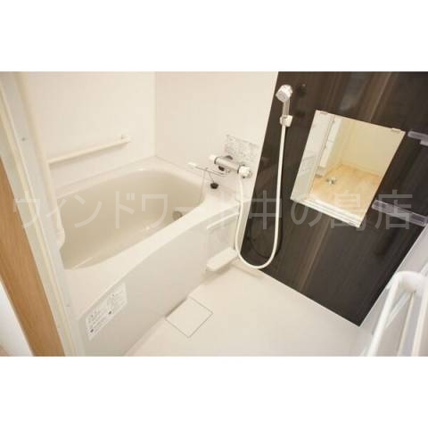 バス・シャワールーム　詳細は、ウィンドワード中の島店までご相談下さい。