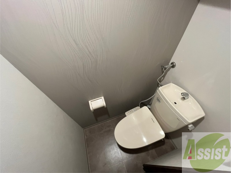 トイレ　ウォシュレット機能がついたトイレ。安心して使用できますね。