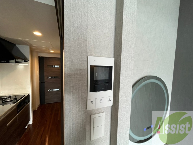 セキュリティ　インターホンは通話ができるので急な訪問があっても安心です。