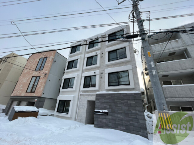 建物外観　札幌市西区二十四軒「ＬＥＯ１」