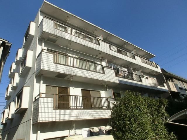 建物外観　新松戸駅まで徒歩１０分