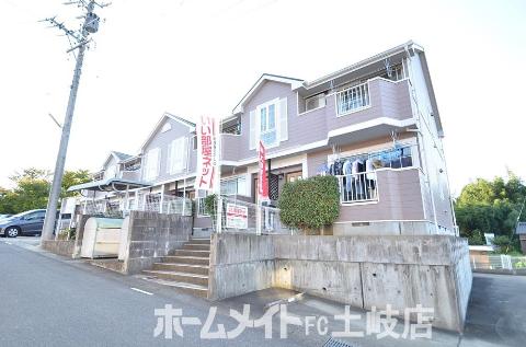 建物外観　外観写真（昼）