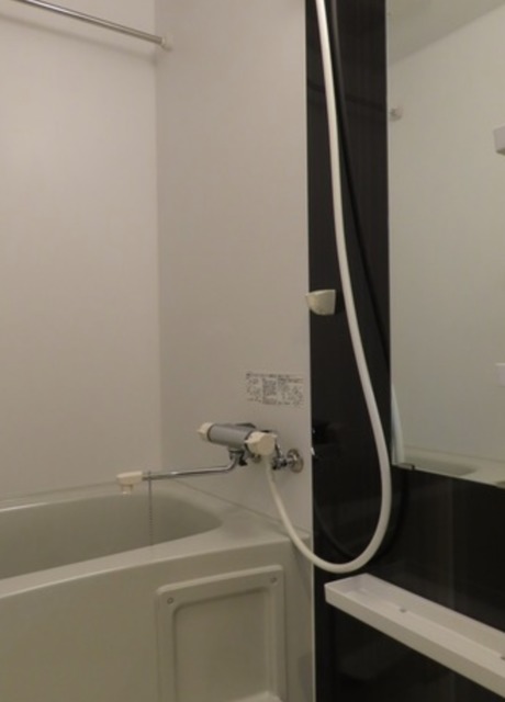 バス・シャワールーム　バスルーム