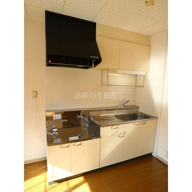 キッチン　※他部屋参照・現況優先・間取り反転