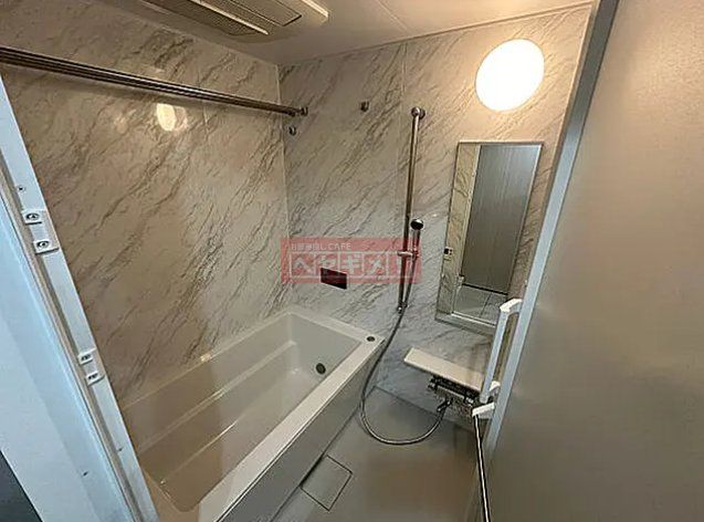 バス・シャワールーム　バルコニー