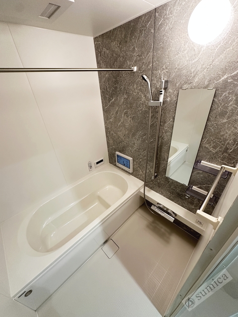 バス・シャワールーム　追い炊き・浴室暖房乾燥機付きバスルーム♪