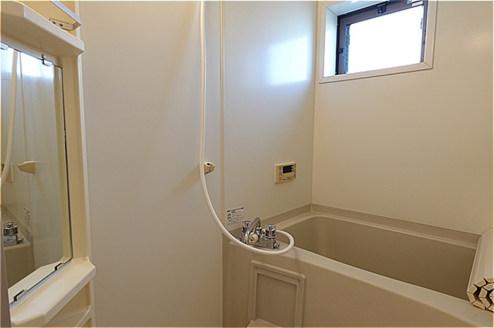 バス・シャワールーム　浴室