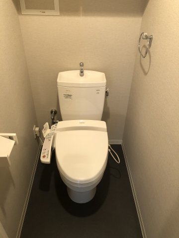 トイレ　清潔感のあるトイレです