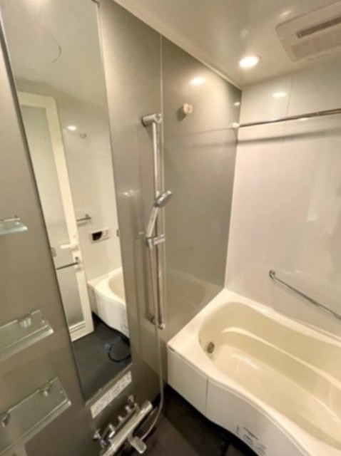 バス・シャワールーム　同仕様