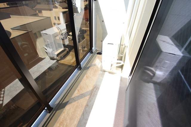 バルコニー　※別室の参考写真の為、現況優先です。