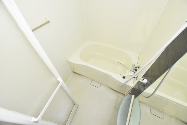 バス・シャワールーム　バスルーム