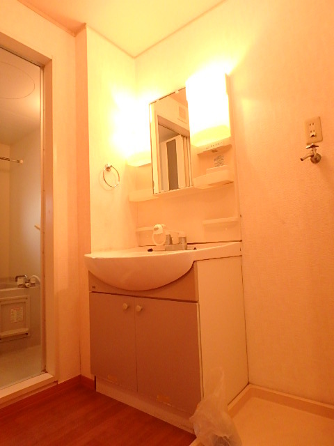 洗面設備　洗面化粧台