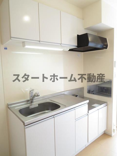 キッチン　コンパクトなキッチンで掃除もラクラク