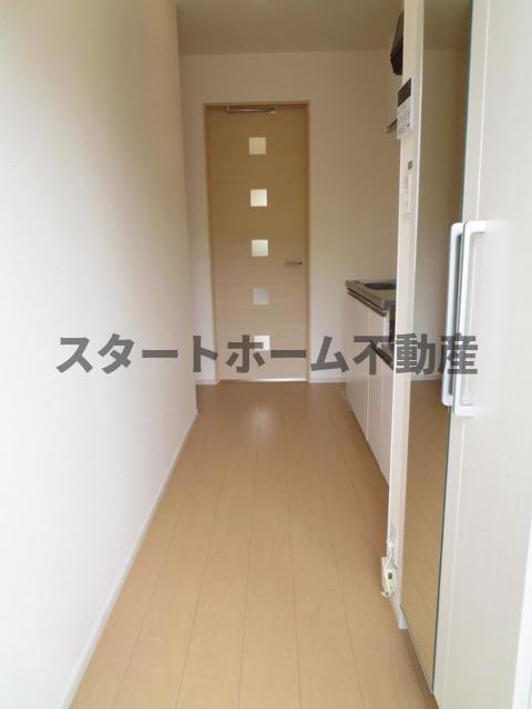 玄関　シンプルで使いやすい玄関です