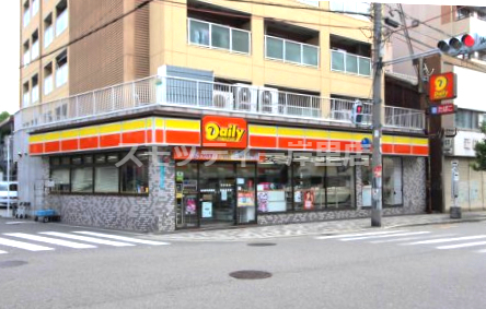 コンビニ　デイリーヤマザキ 阿倍野美章園店（コンビニ）まで390m