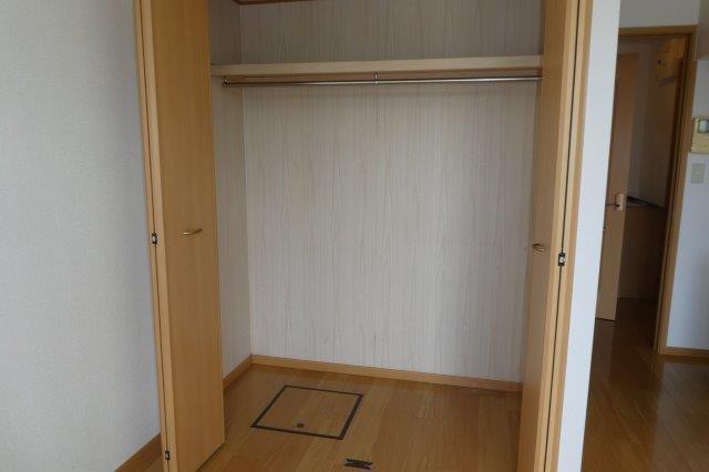 収納　クローゼット