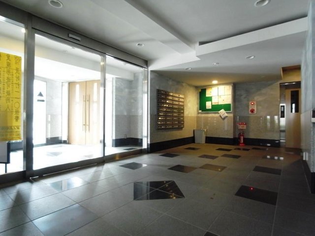 ロビー　エントランス