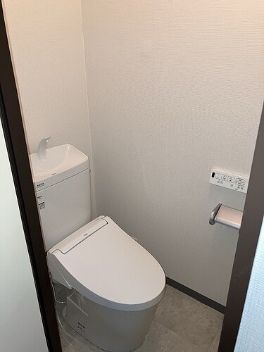 トイレ　ゆったりとした空間のトイレです