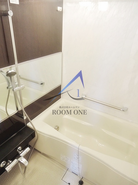 バス・シャワールーム　お風呂です。