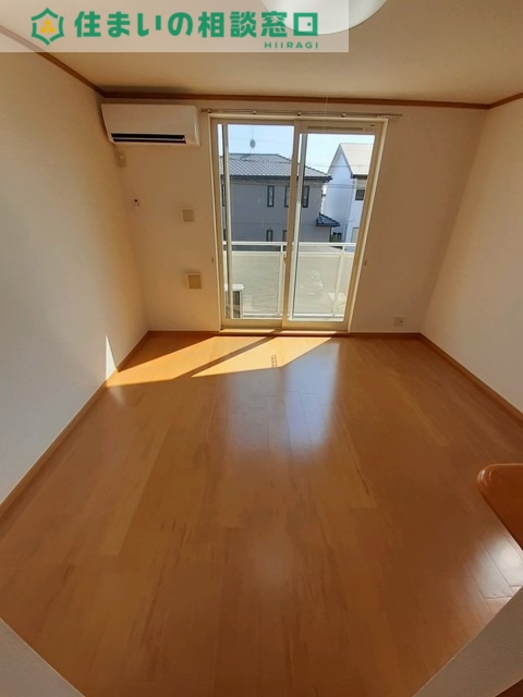 居室・リビング　同型