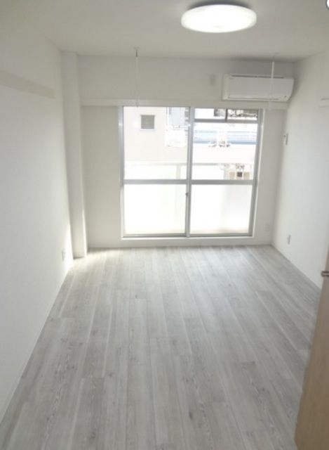 居室・リビング　居室