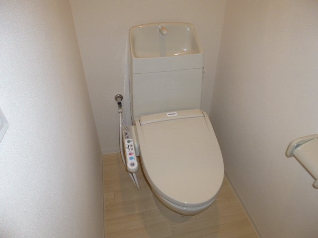 トイレ　ウォシュレット