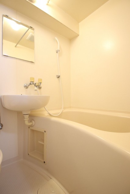 バス・シャワールーム　現状優先