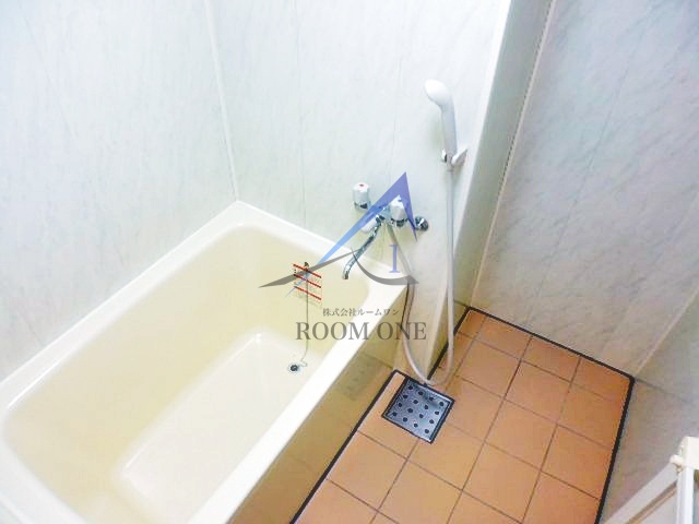 バス・シャワールーム　お風呂です。