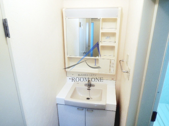 洗面設備　洗面台です。