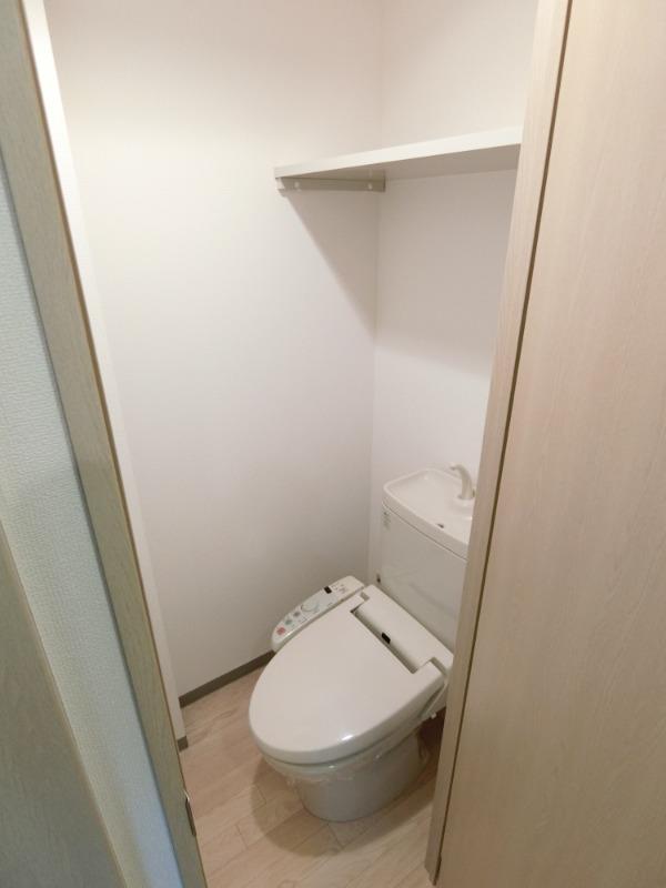 トイレ　同施工会社施工物件の参考写真になります※現況優先