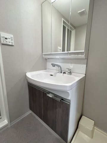 洗面設備　洗面所です