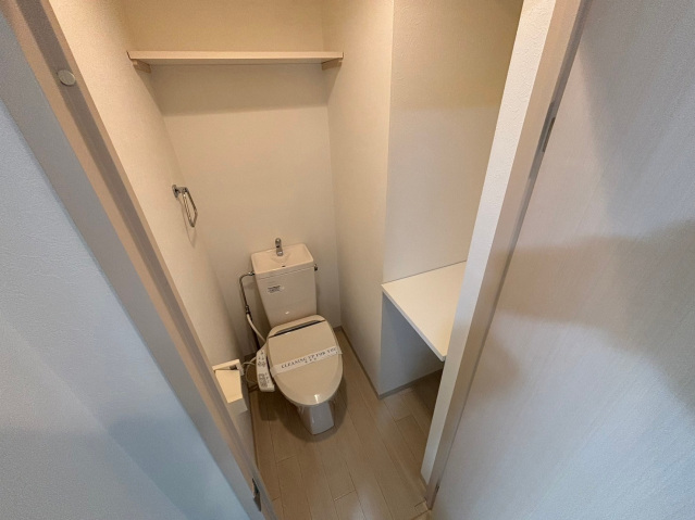 トイレ　同物件別号室