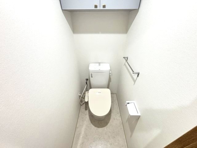 トイレ　温水洗浄便座付きトイレ★