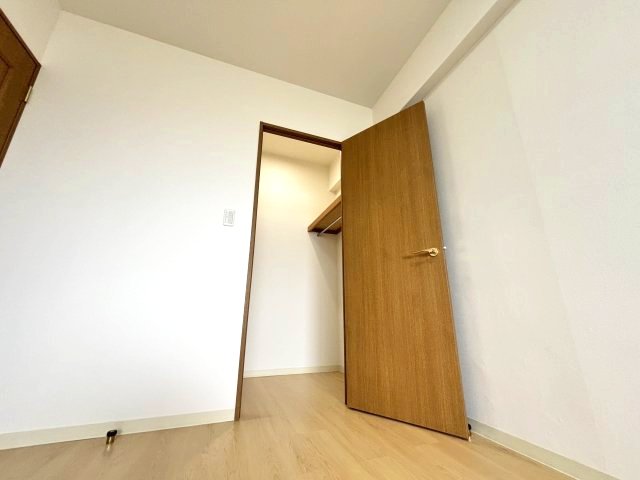 収納　人気高いウォークインクローゼット★