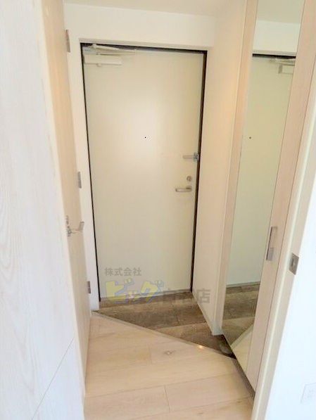 玄関　広々とした玄関です♪