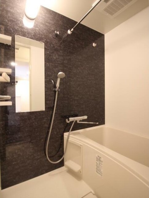 バス・シャワールーム　バスルーム