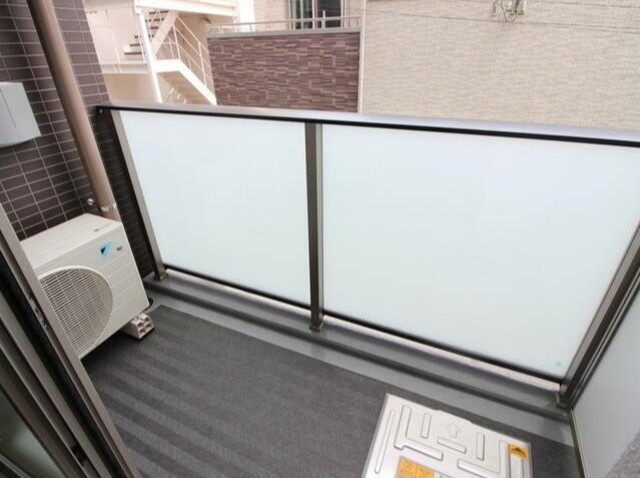 バルコニー　バルコニーあります