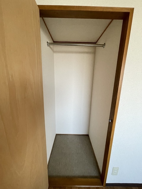 玄関　※別号室の参考写真です※