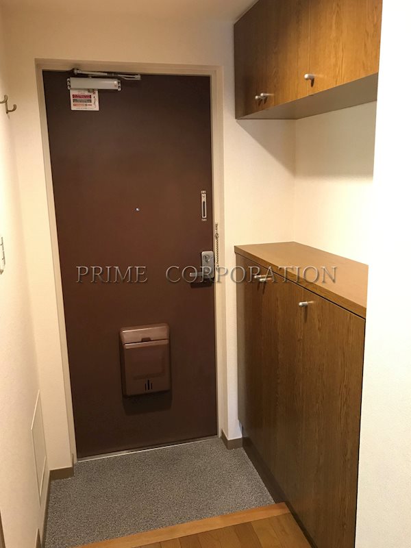 玄関　※参考写真※