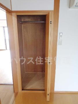 収納　クローゼット