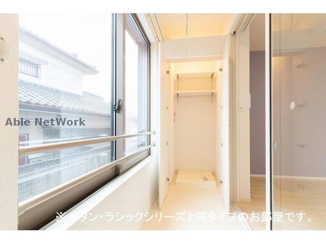 バルコニー　※サンルーム　※同型タイプ参考写真