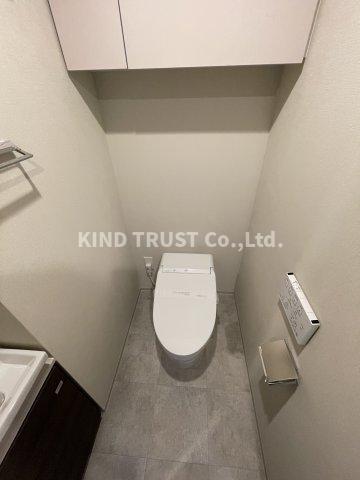 トイレ　落ち着いたトイレです