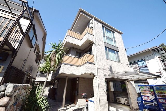 建物外観　★人気の川崎駅西口！落着いた住宅街です★