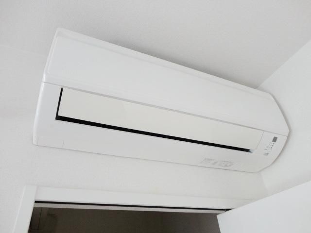 その他　★エアコン★
